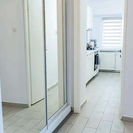 Lady-s Apartment